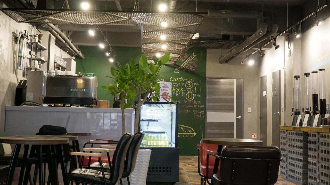One Way Guesthouse Busan Exterior foto